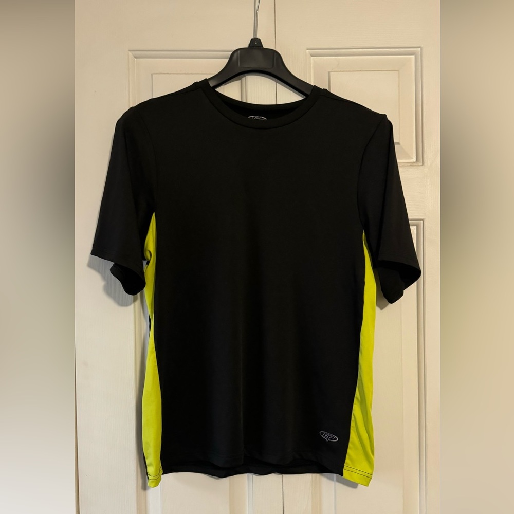Game time mens workout shirt size L